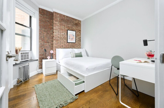 Private room in a shared apartment