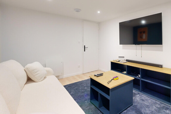 Chambres dans une maison louer